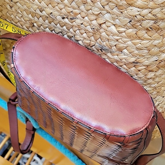 Fossil Genuine Leather Shoulder Bag - Picture 7 of 7